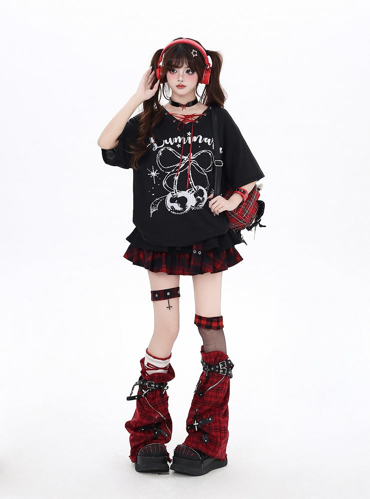 Print T-Shirt with V-Neck Lace-up Neckline Black/White Cherry Detail