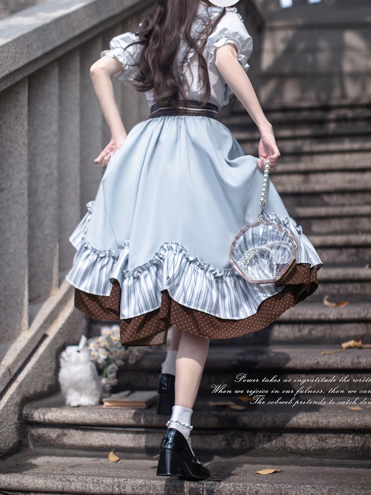 Bluse mit Puffärmeln und weißen Faltendetails, Rüschen am Ausschnitt