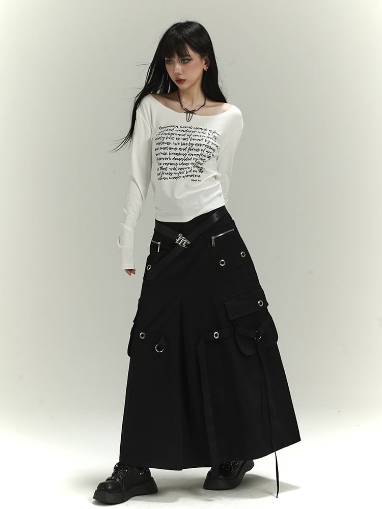 ブラックジッパーとリングディテールのカーゴポケット付きルーズスカート