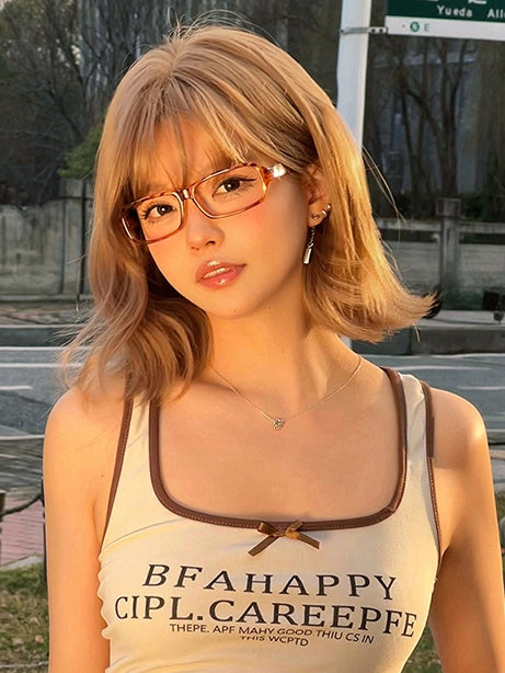 Short Air Length Blonde Wavy Wig With 32CM Bangs