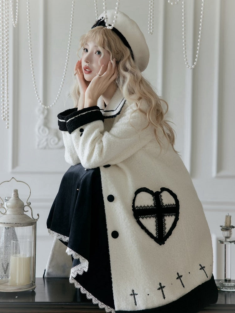 Black Heart-shaped White Embroidery Detail Woolen Pockets with Coat