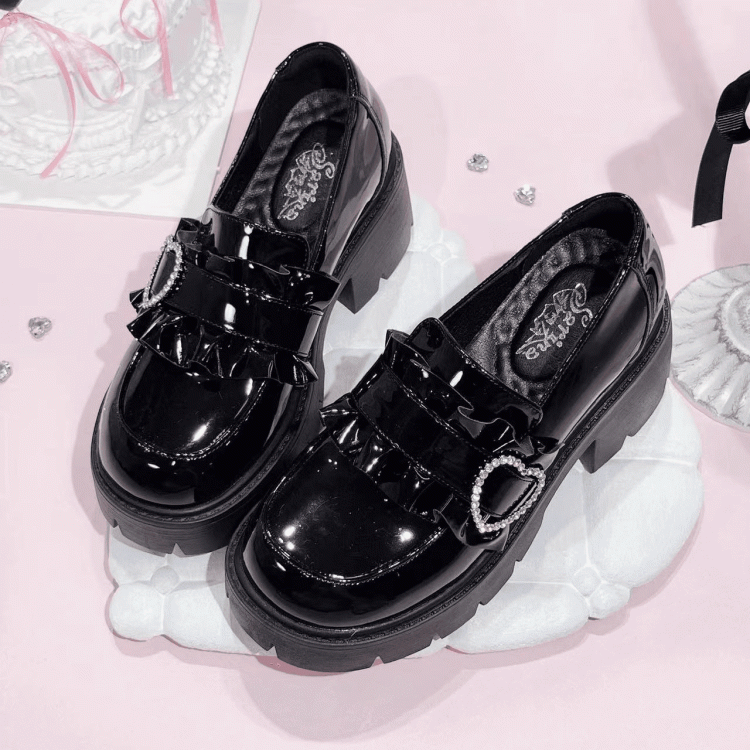 Kei Schwarze Schuhe Loafer Sweetheart Plateau 6,5 cm mit Absatz Poliert Jirai Chunky Perlen