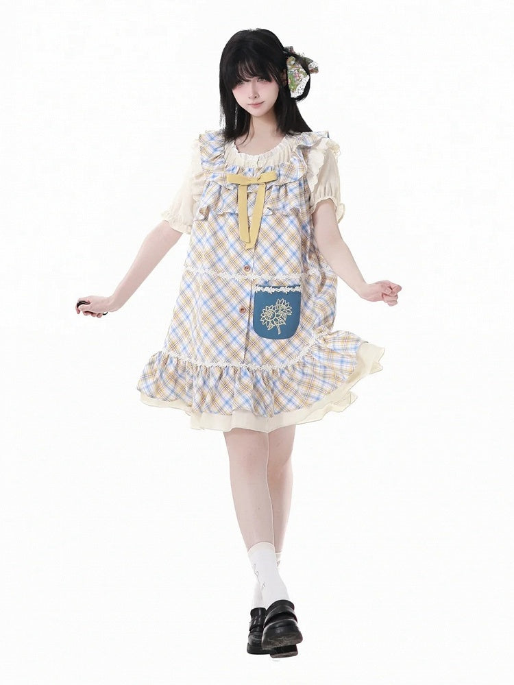 Beige Lace Trim Short Sleeves Semi-sheer Blouse