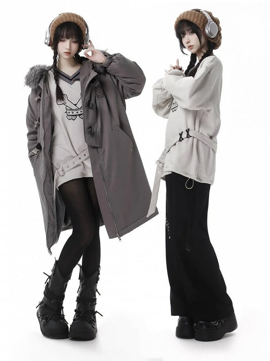 Faux Fur Collar Grey Coat with Star Appliques at Sleeves