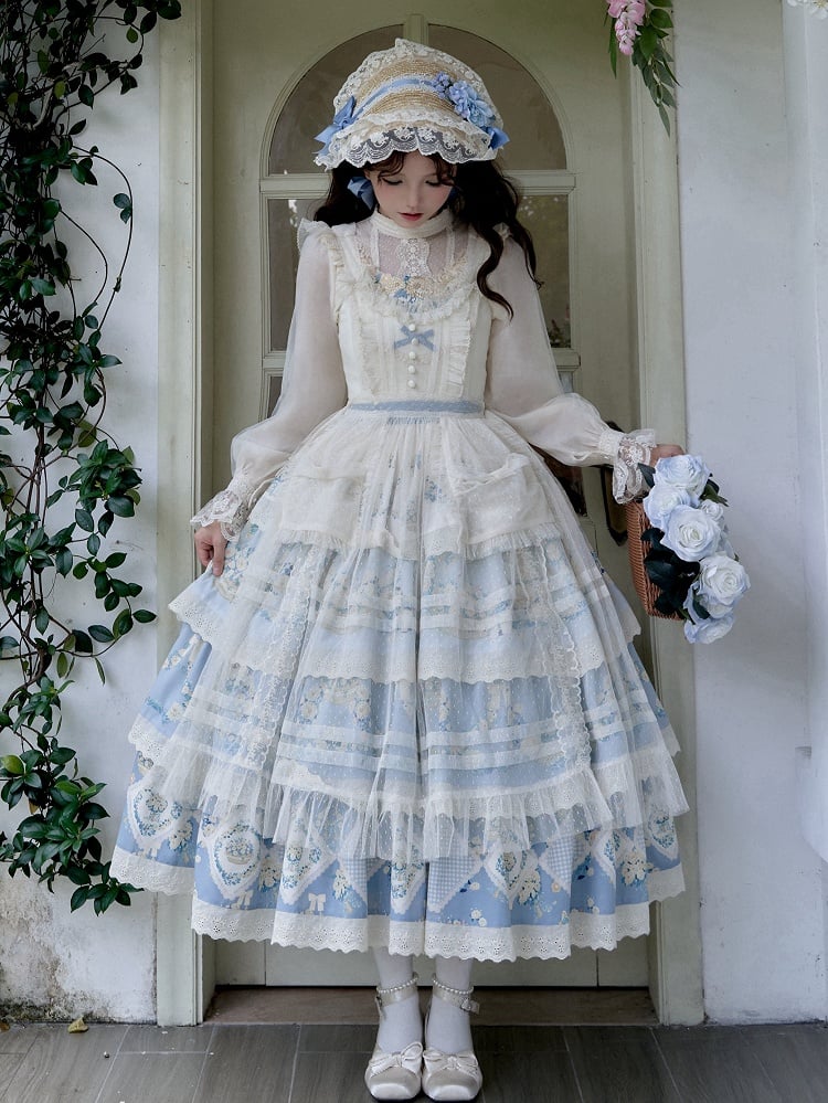 Klassisches Lolita-Kleid mit blauem Rock, Gänseblümchenkorb, Stufenpullover, Blumendruck und Blume