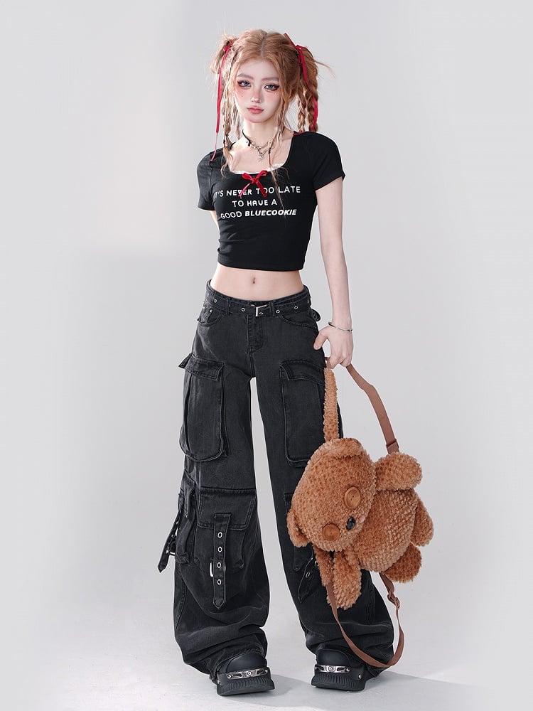 Straps Eyelet Low-Waist Wide-Leg Cargo Jeans Dangling Details with Black