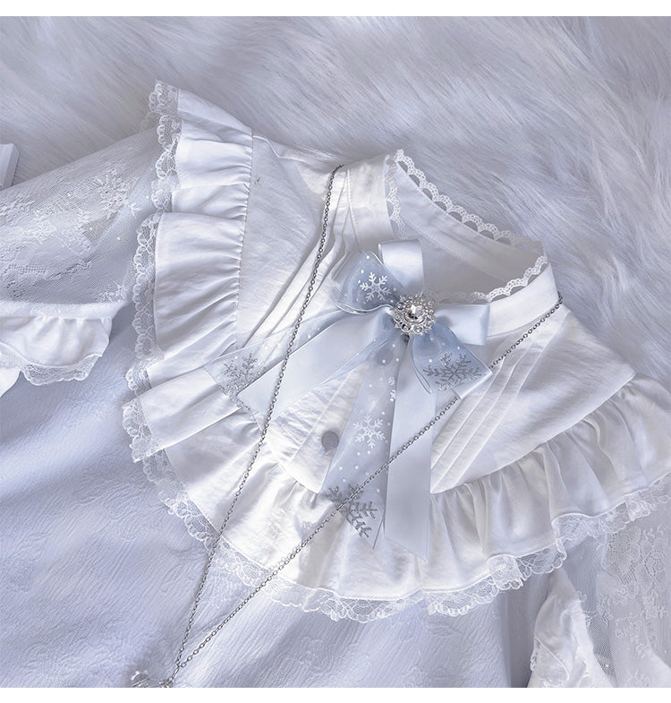 Robe Jirai Kei bleu clair à manches longues et bordures en dentelle style mines terrestres