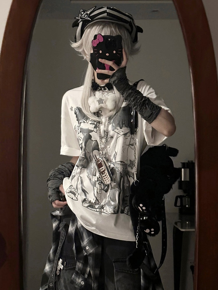 Loose-Fit Anime Character Graphic Tee - Flattering and Stylish White/Black/Pink