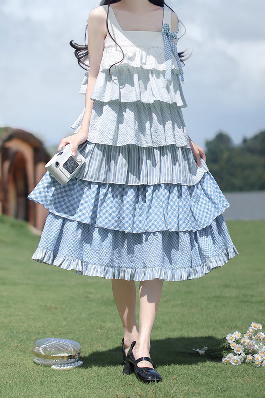 Bandkleid Brosche Himmel gestuft süß + ärmellos