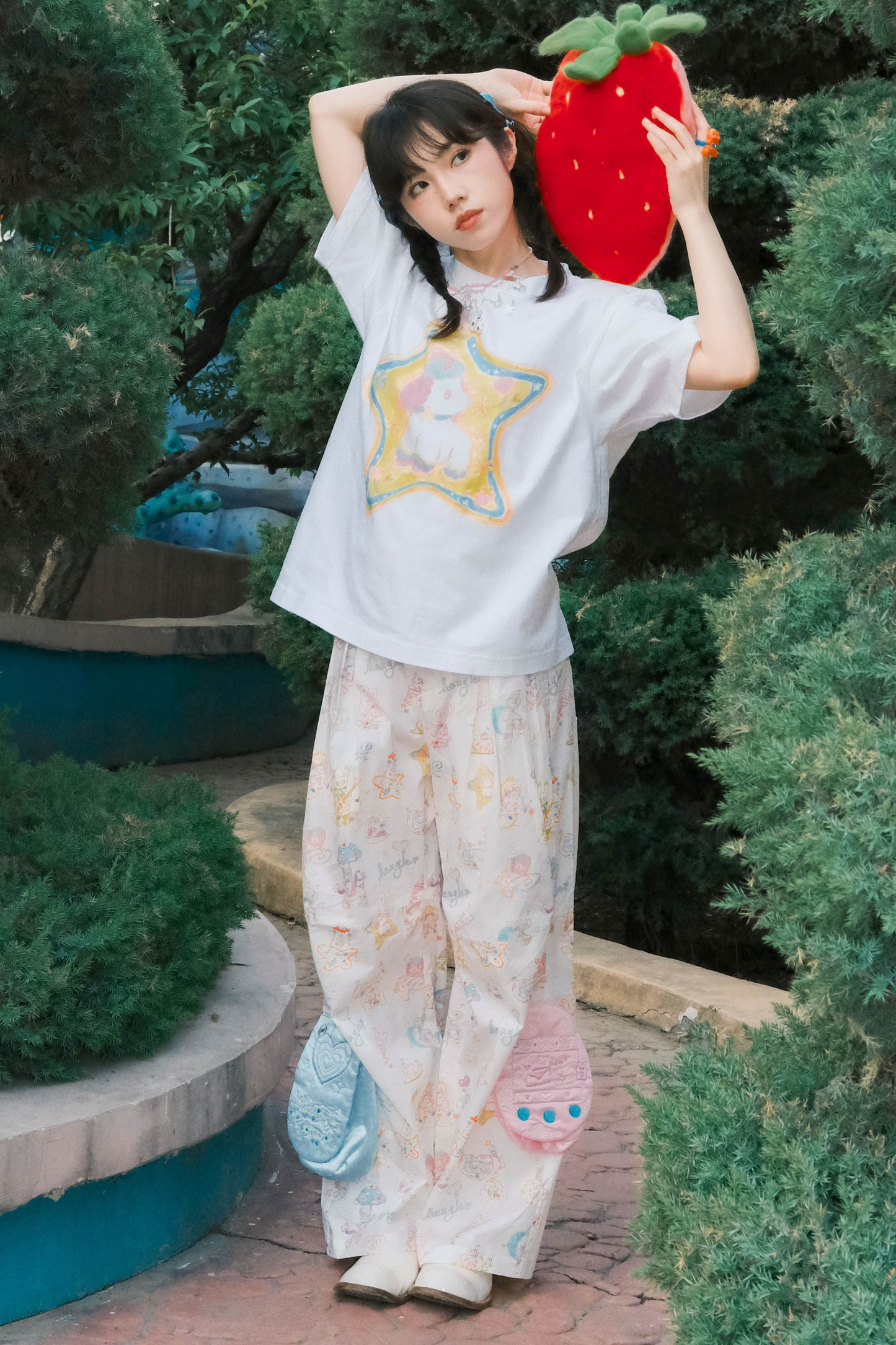 T-Shirt Love mit Sternen-Print