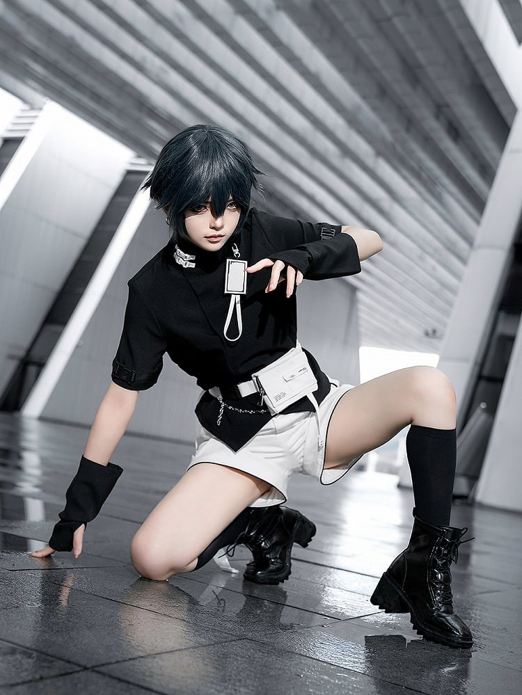White Belt Buckle Waist Bag with Techwear Cyberpunk