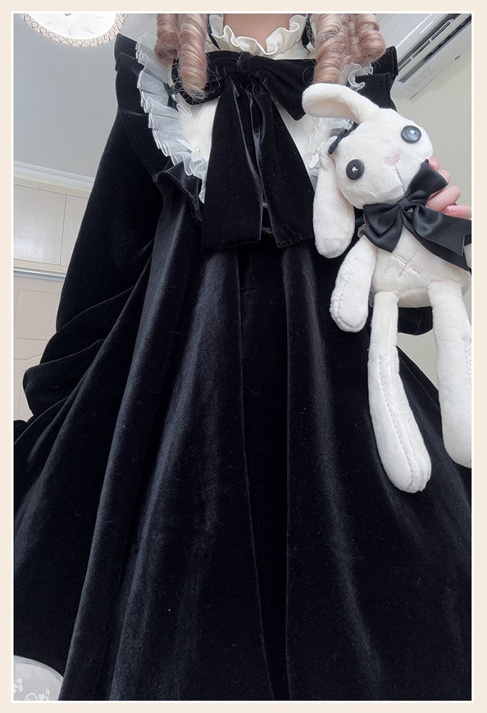 Lolita High Dress Black Big Long Bow Neck Ruffled Sleeves Velvet Sweet