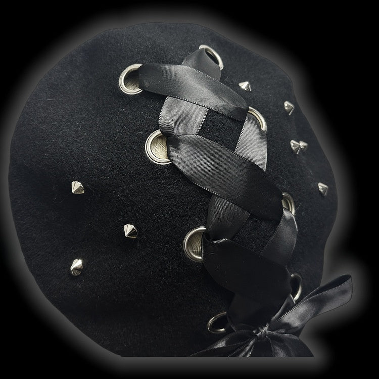 Y2K Black Lace-up Detail Studs Wool Beret