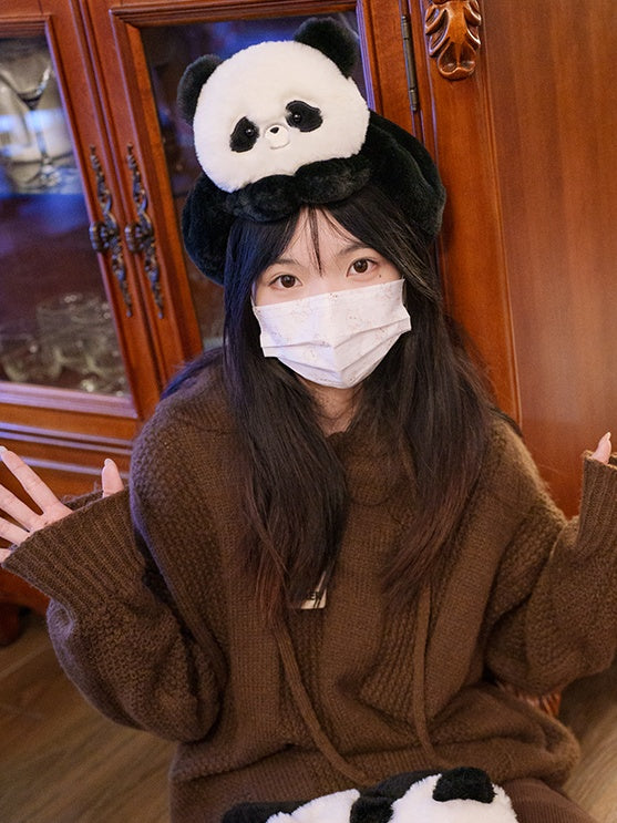 Schwarz-weißer süßer Panda-Plüschhut