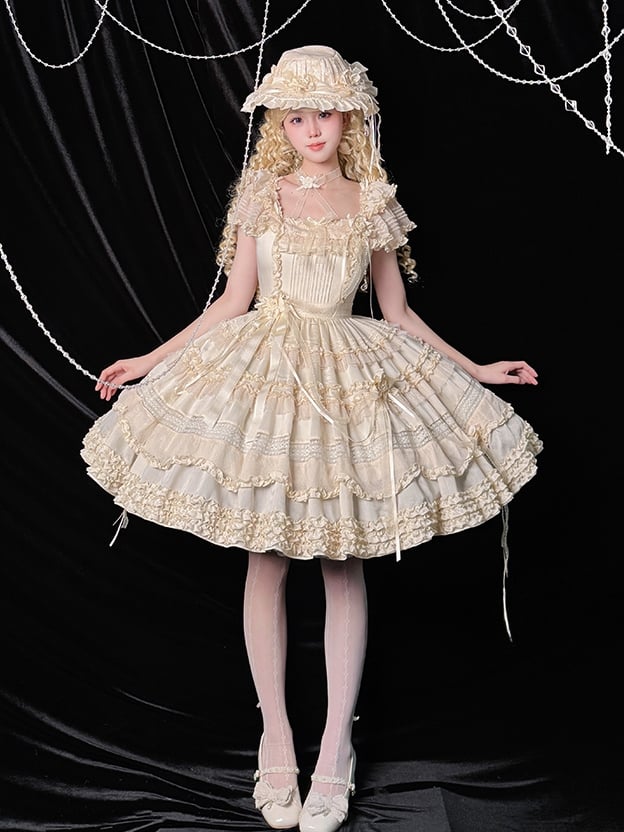 Plissee-Details, klassische Rüschenbesätze, Lolita-Kleid und elegantes Beige