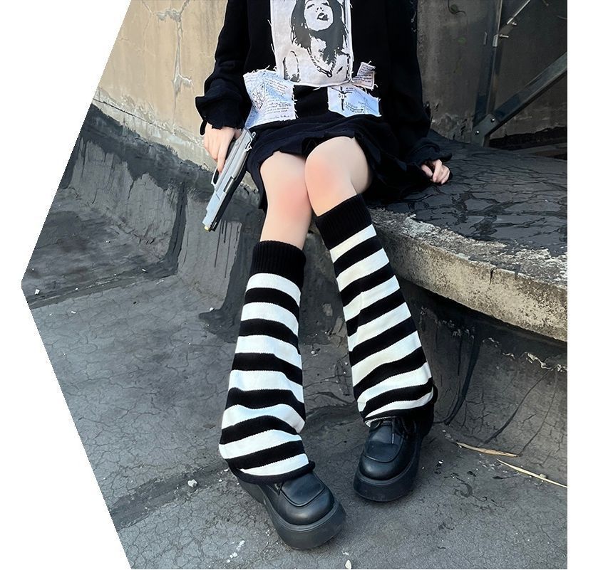 / Warmer Set Striped Leg Tights