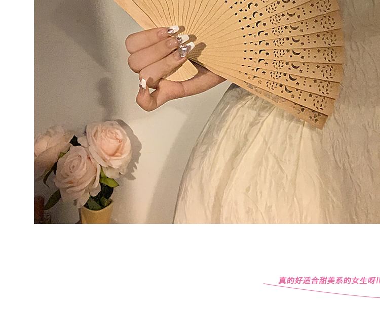 木製折りたたみ扇子の切り抜き手