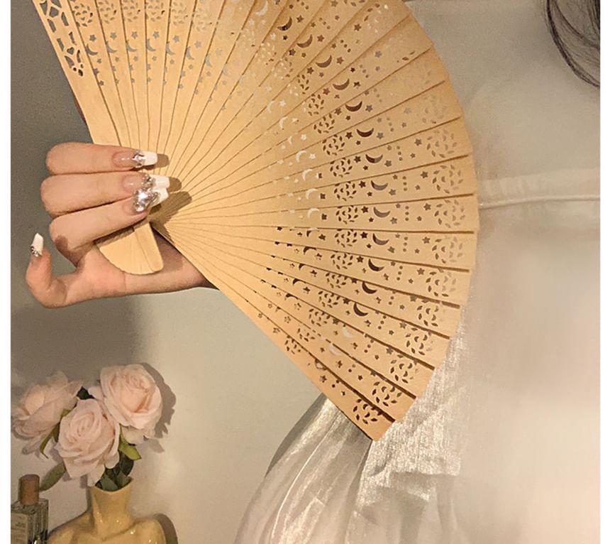 木製折りたたみ扇子の切り抜き手
