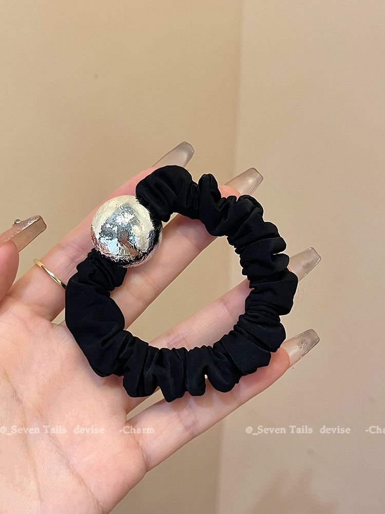 Samt-Haarband mit Perlen