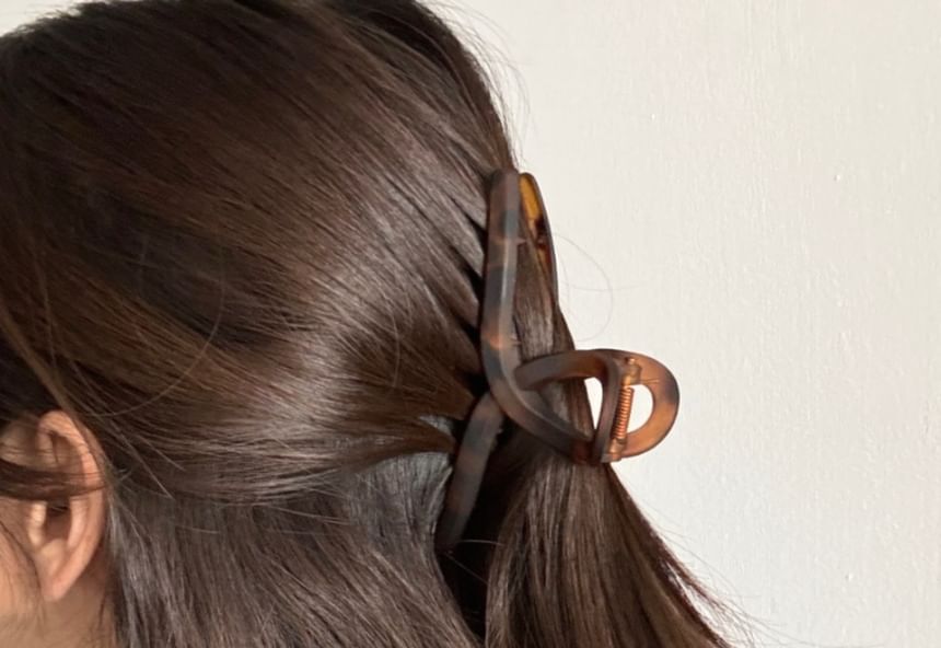 Hair Claw Amber