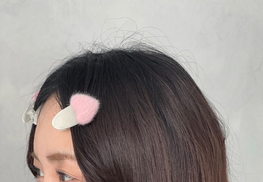 Fluffy Heart Set Hair Clip