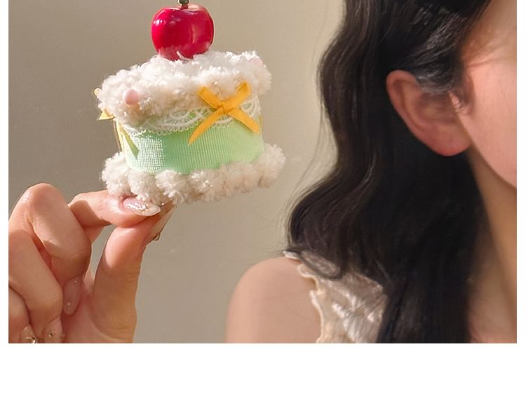 チェリーヘアクリップケーキ
