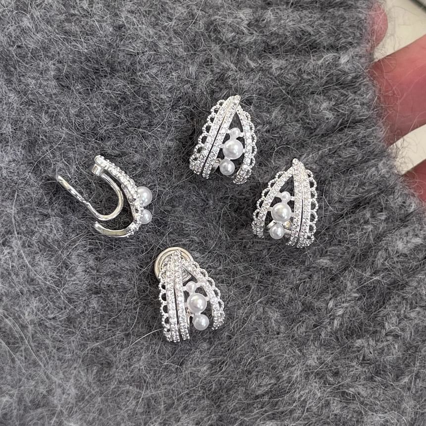 Earring Hoop Faux Pearl