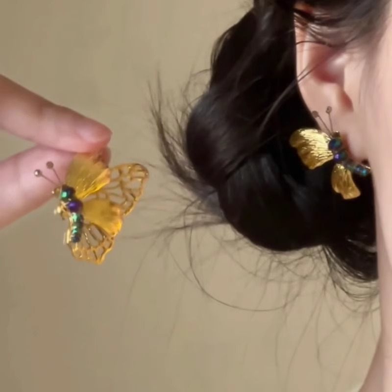 Earring Butterfly Drop