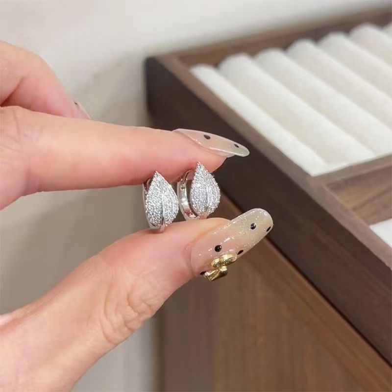 Rhinestone Stud Leaf Earring