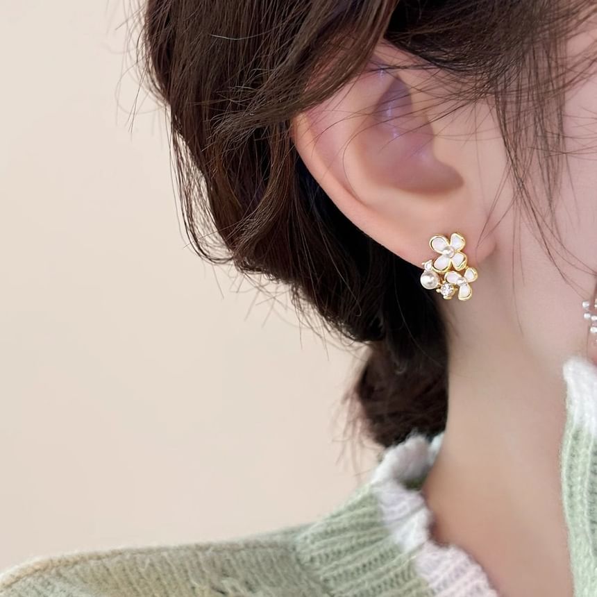 Ear Earring Floral Cuff Pearl Alloy / Stud Faux