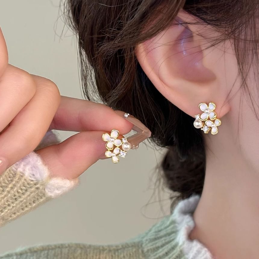 Ear Earring Floral Cuff Pearl Alloy / Stud Faux