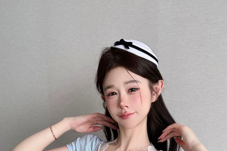 Lace Short Panel Top V-Neck Sleeve Bow