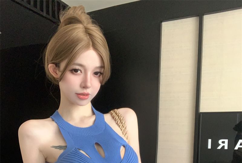 Cutout Plain Halter Knit Ribbed Slit Top