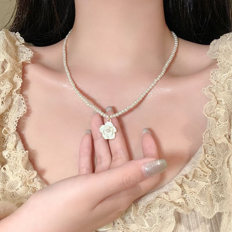 Necklace Pendant Flower