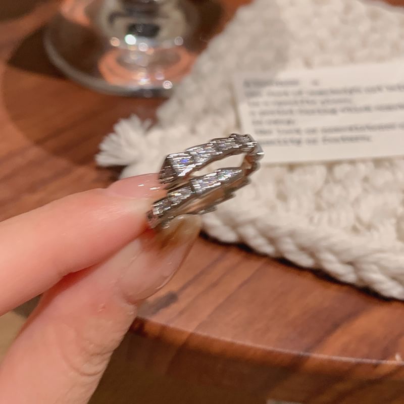 Snake Rhinestone Ring Open