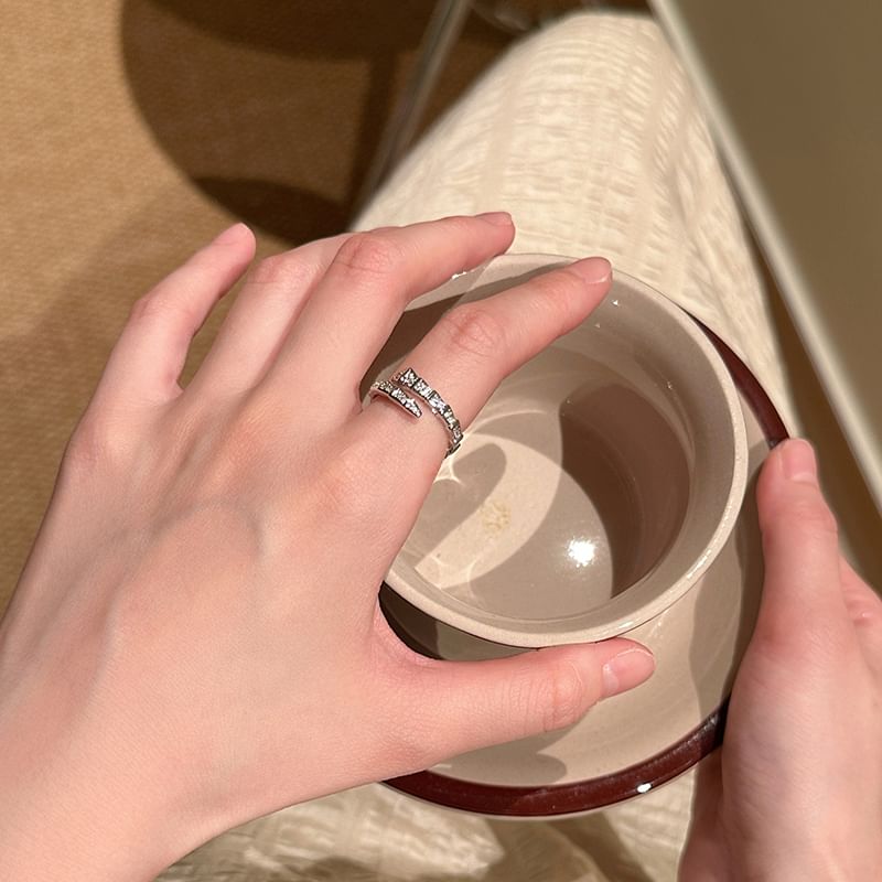 Snake Rhinestone Ring Open