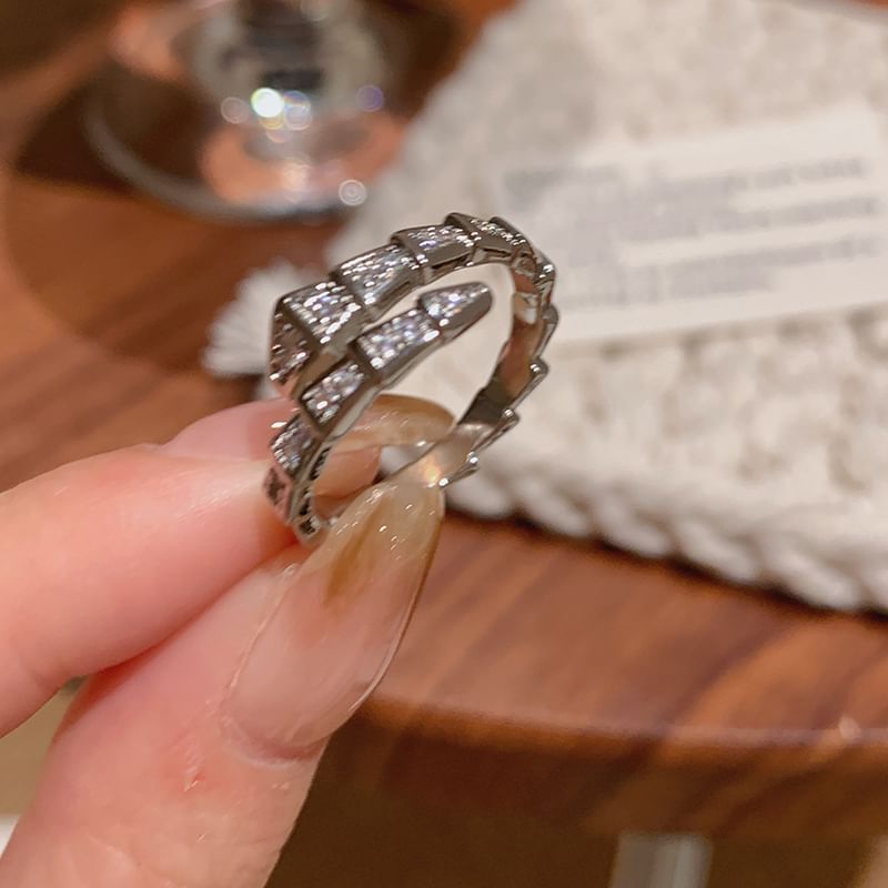 Snake Rhinestone Ring Open