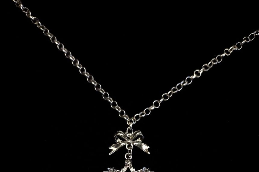 Necklace Alloy Pendant Heart Cross