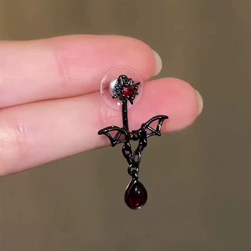 Rhinestone Alloy Dangle Earring Bat