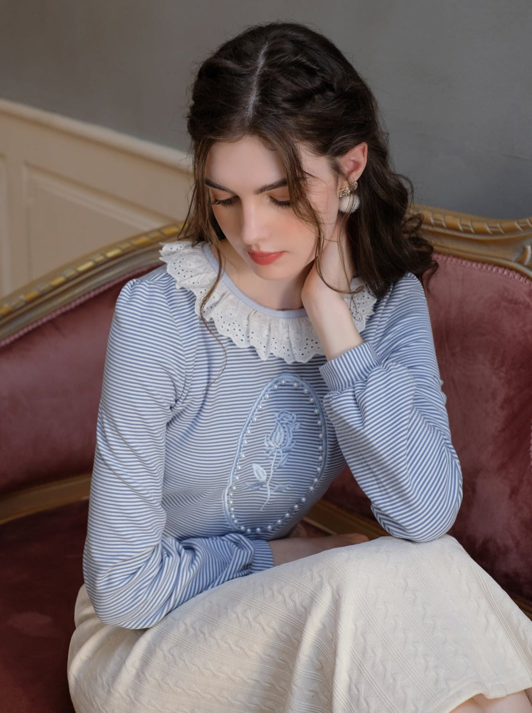 Border Retro Beaded Rose French Coastal Top