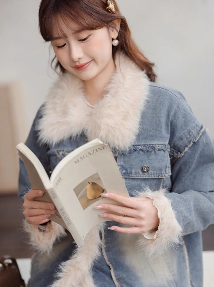 Veste en jean bleu à revers matelassés
