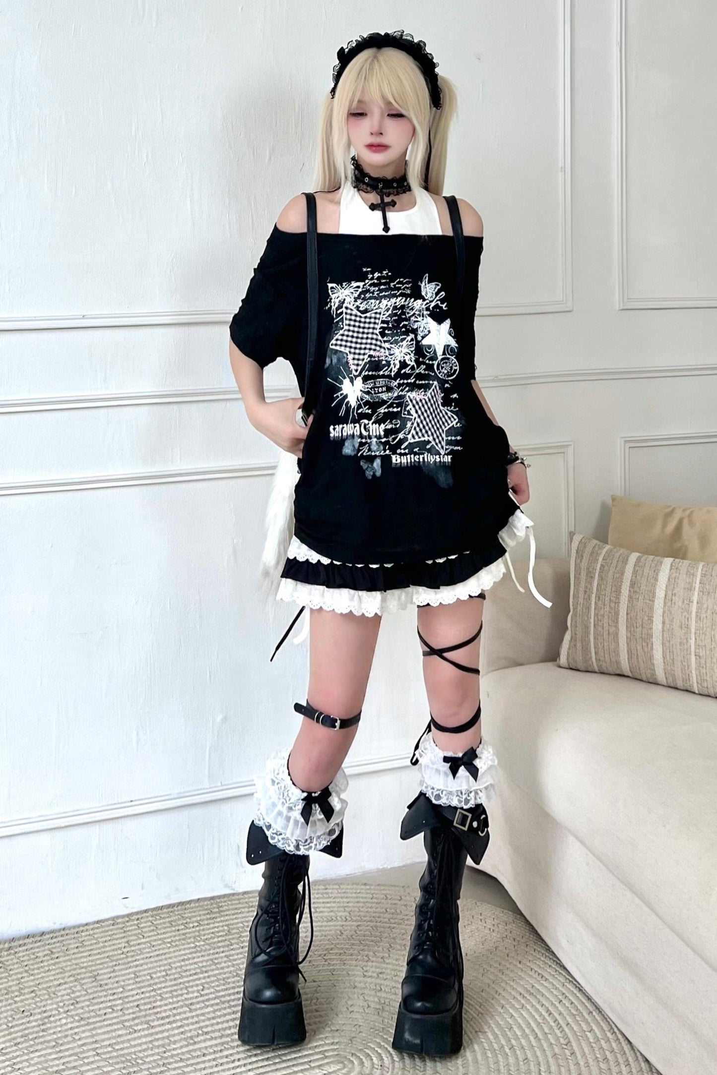 Slash T-Shirt Shoulder