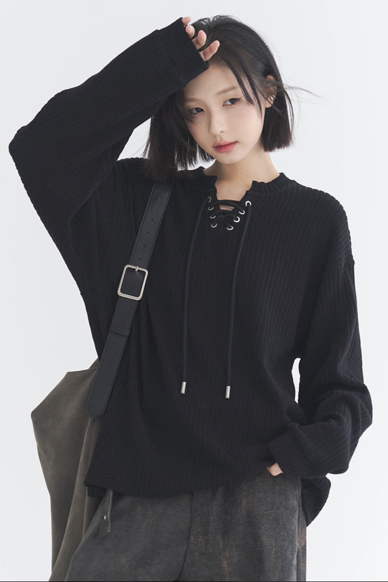 Oversized knit top V-neck