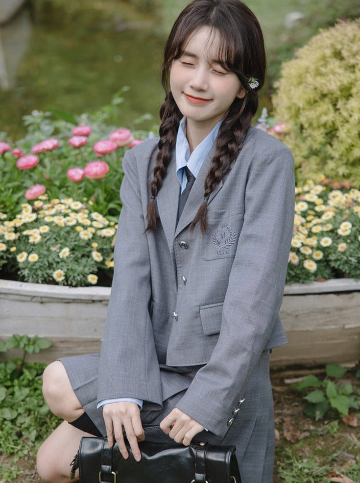 College + Style Pleated Skirt Tie Blouse Blazer