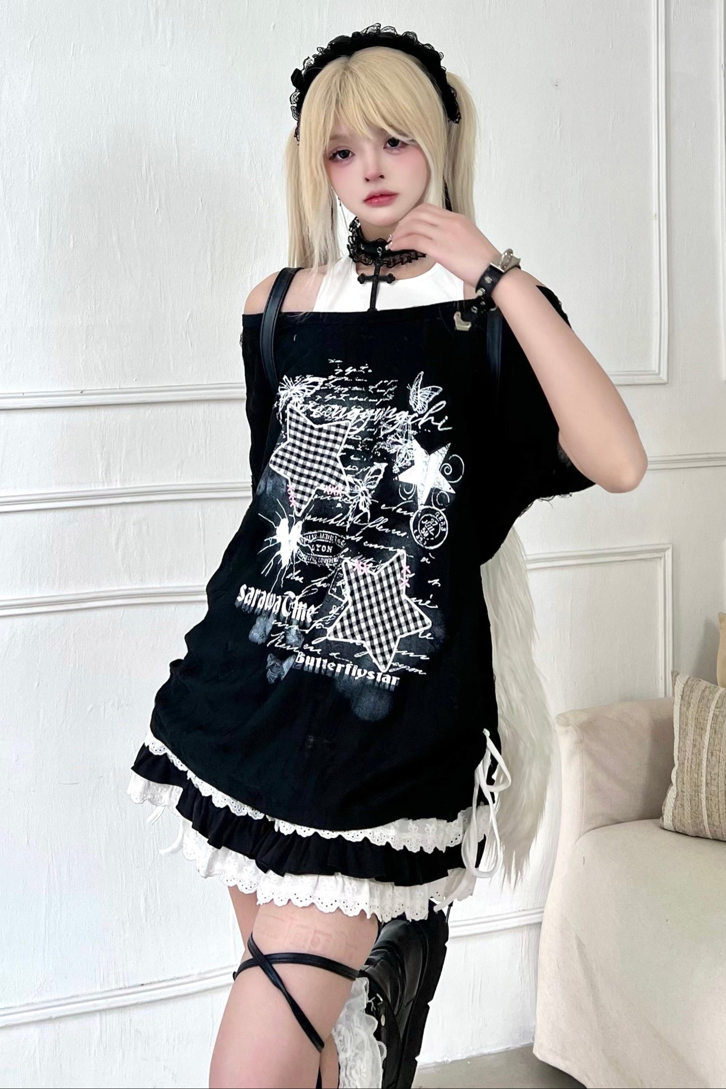Slash T-Shirt Shoulder