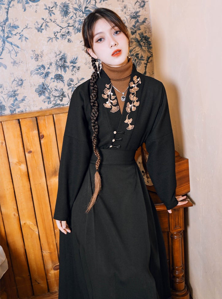Veste à col en V avec broderie chinoise et feuilles