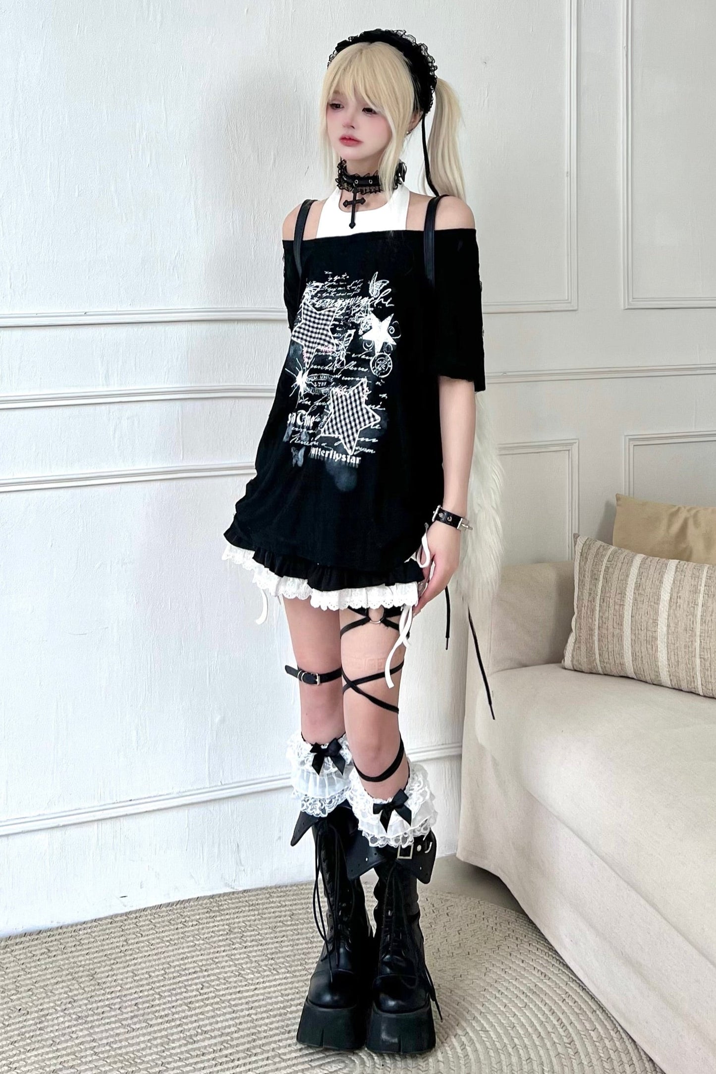 Slash T-Shirt Shoulder