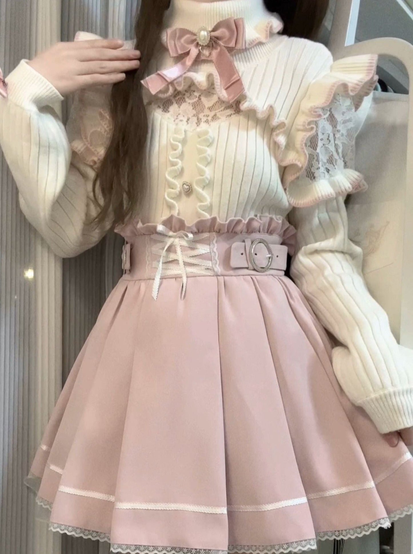 Turtle Neck Lace Frill Ribbon Knit + Nigh Waist Race Up Skirt