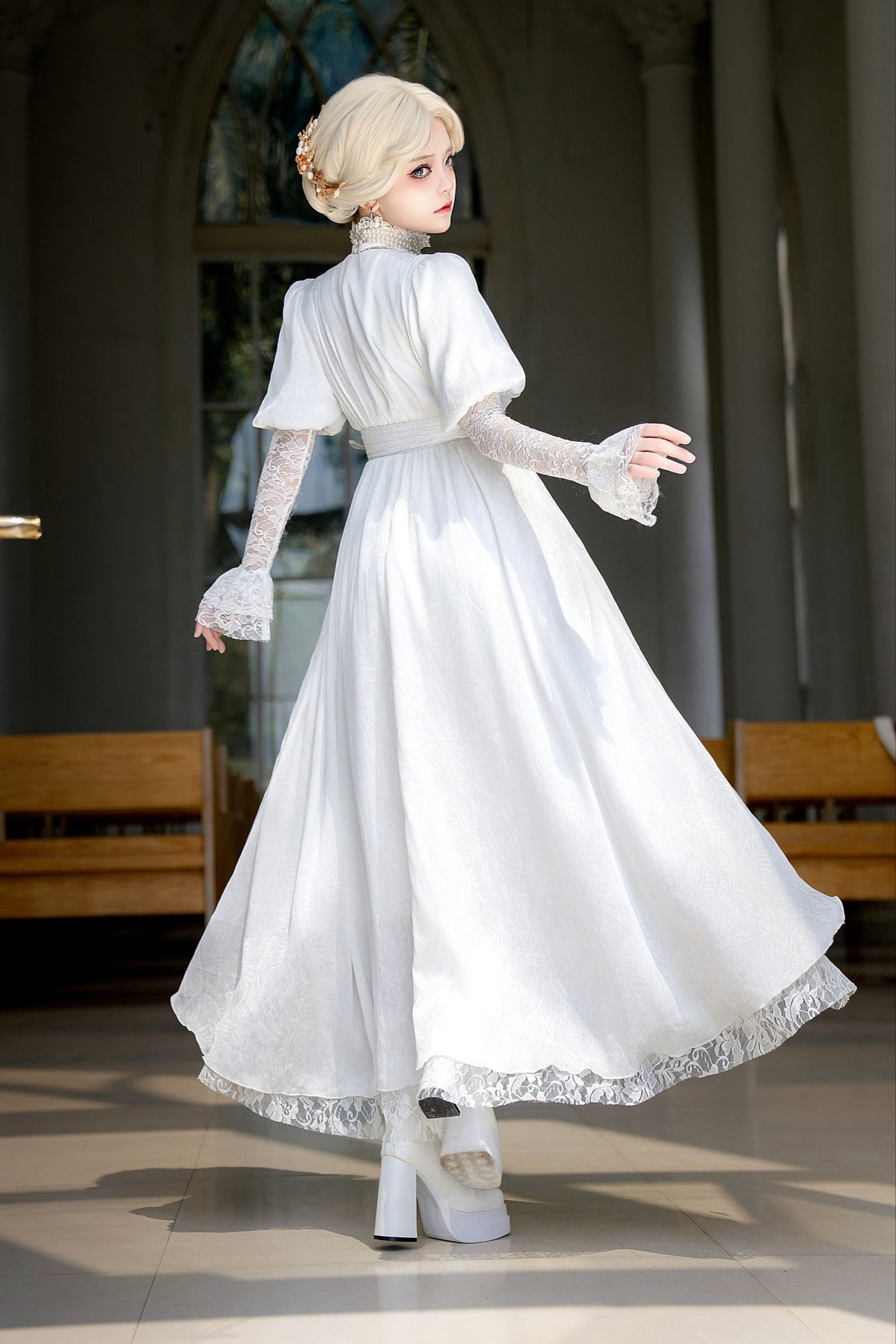 Pre-order + product Dress Version Gorgeous Queen Cape Regular