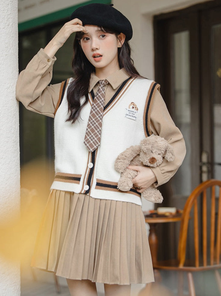 Chemise plissée en tricot universitaire + gilet habillé